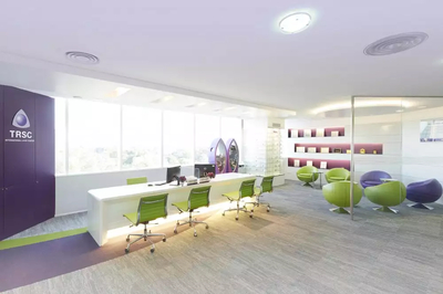 Slider image (1) TRSC International Eye and Vision Center
